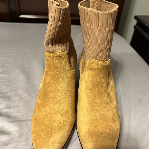 Corky's Crackling Boot - Camel sized 7 - Picture 7 of 7